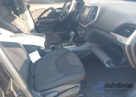 2015 Jeep Cherokee Latitude из США, поврежденный, VIN 1C4PJLCB4FW741803